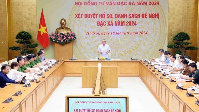 Phiên họp xét duyệt hồ sơ, danh sách đề nghị đặc xá năm 2024.