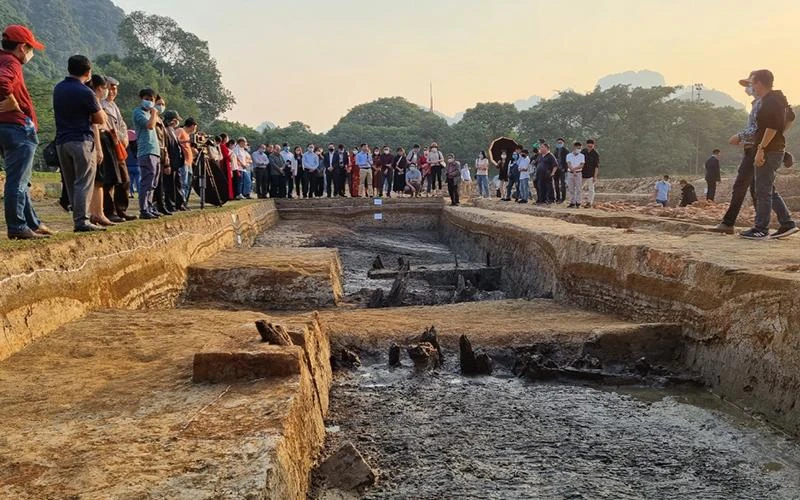Khai quật khảo cổ tại Hoa Lư-Ninh Bình.