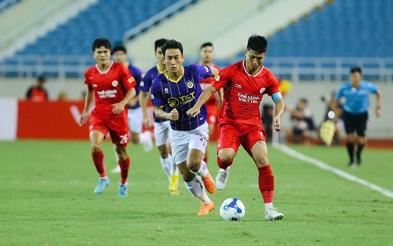 Thể Công Viettel thắng Hà Nội FC 2-1 đúng dịp kỷ niệm 70 năm truyền thống của câu lạc bộ.