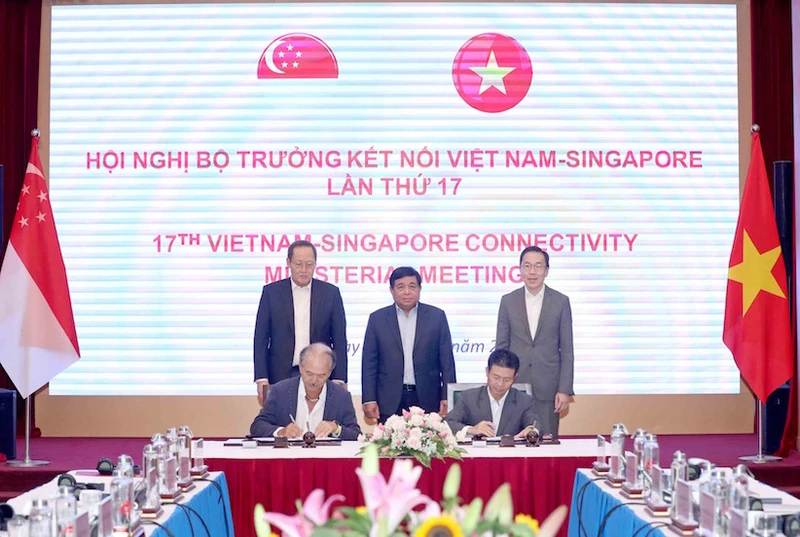 Hội nghị Bộ trưởng lần thứ 17 về Kết nối kinh tế Việt Nam-Singapore.