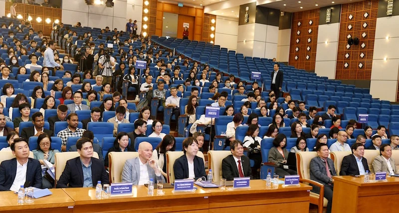 Quang cảnh hội thảo CIEMB 2023.