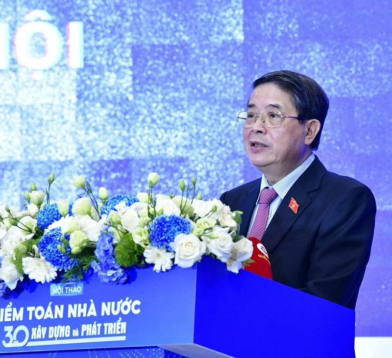 Đồng chí Nguyễn Đức Hải, Ủy viên Trung ương Đảng, Phó Chủ tịch Quốc hội phát biểu tại hội thảo.