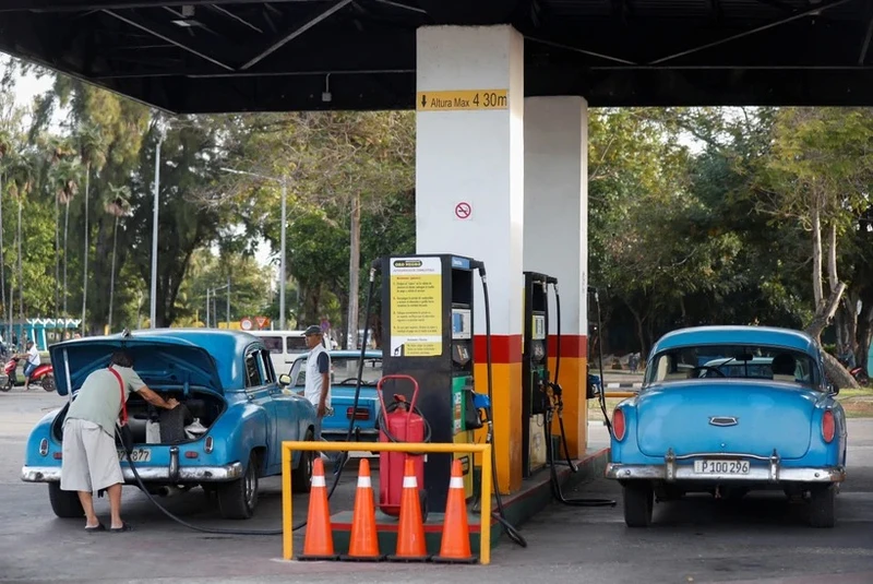 Chính phủ Cuba vừa công bố quyết định tăng gấp 5 lần giá xăng và dầu diesel. (Nguồn: Reuters)