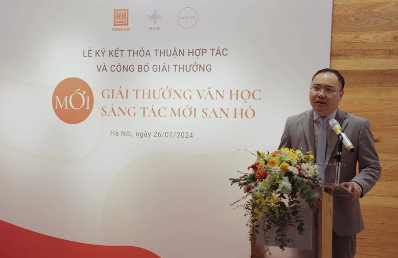 Tổng Giám đốc Công ty CP Văn phòng phẩm Hồng Hà Phạm Trung Kiên, phát biểu tại sự kiện