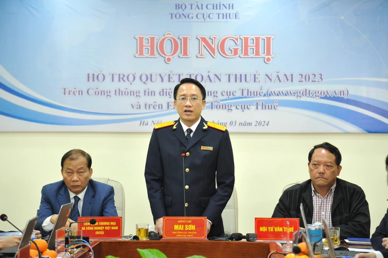 Phó Tổng cục trưởng Mai Sơn phát biểu khai mạc hội nghị hỗ trợ trực tuyến diễn ra sáng 12/3.