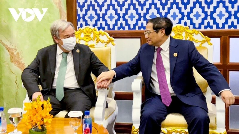 Thủ tướng Phạm Minh Chính gặp Tổng Thư ký Liên hợp quốc Antonio Guterres. (Ảnh: vov.vn)