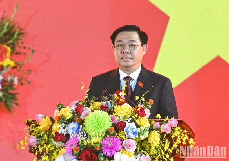 Chủ tịch Quốc hội Vương Đình Huệ phát biểu tại buổi lễ. (Ảnh: DUY LINH)