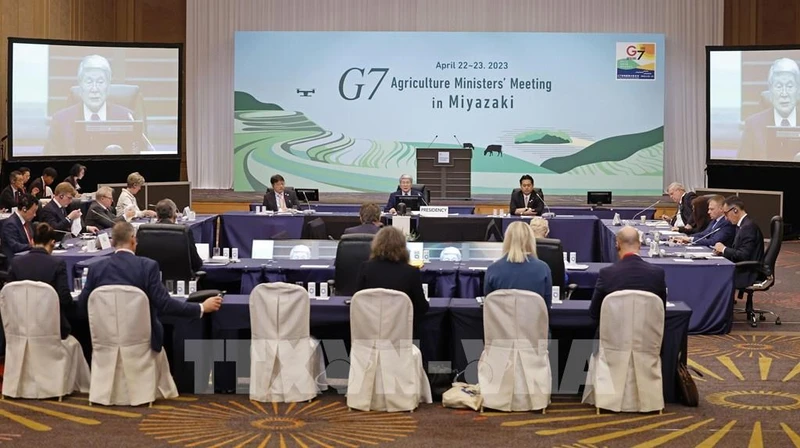 Hội nghị các Bộ trưởng Nông nghiệp Nhóm các nền công nghiệp phát triển hàng đầu thế giới (G7) tại thành phố Miyazaki, Tây Nam Nhật Bản, ngày 22/4. (Ảnh: Kyodo/TTXVN)