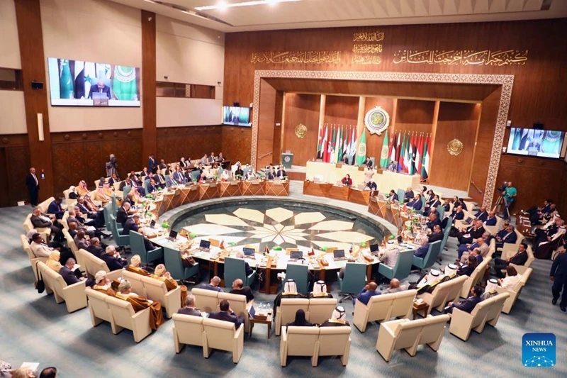 Các Ngoại trưởng tham dự cuộc họp bất thường của Liên đoàn Ả Rập (AL) tại trụ sở AL ở Cairo, Ai Cập, ngày 11/10/2023. (Ảnh: Xinhua/dangcongsan.vn) 
