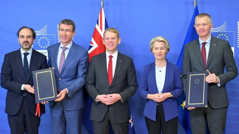 Lễ ký kết FTA giữa EU và New Zealand. (Ảnh EC)