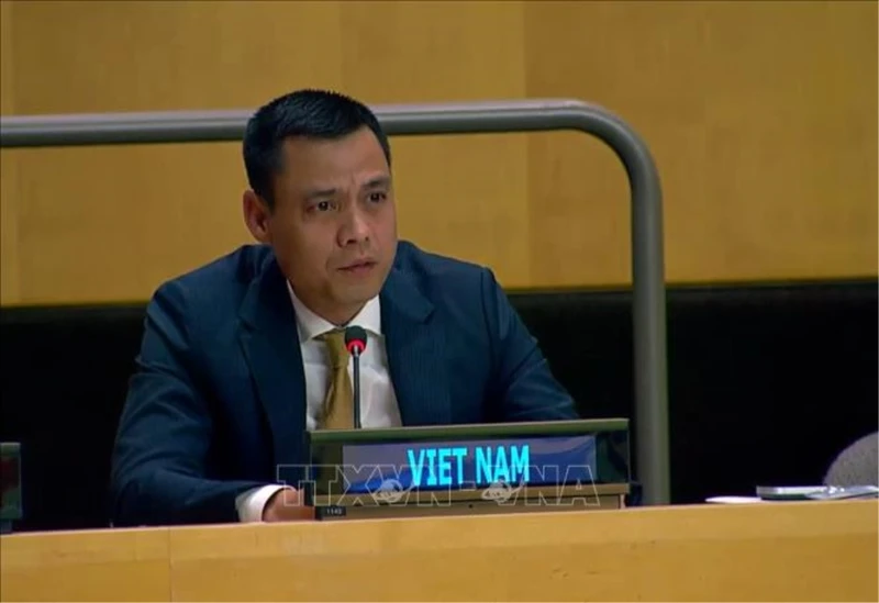 Đại sứ Đặng Hoàng Giang, Trưởng Phái đoàn Thường trực Việt Nam tại Liên hợp quốc, phát biểu tại Phiên họp. Ảnh: TTXVN