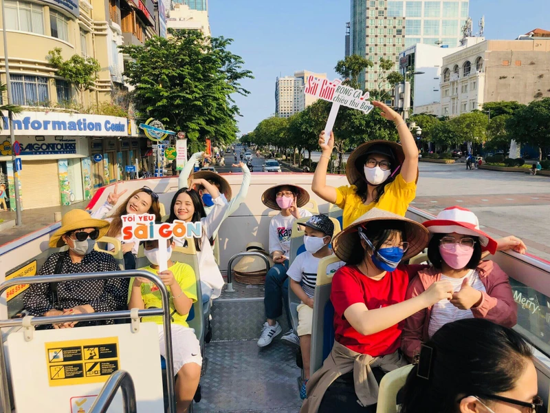 Khách du lịch tại Thành phố Hồ Chí Minh