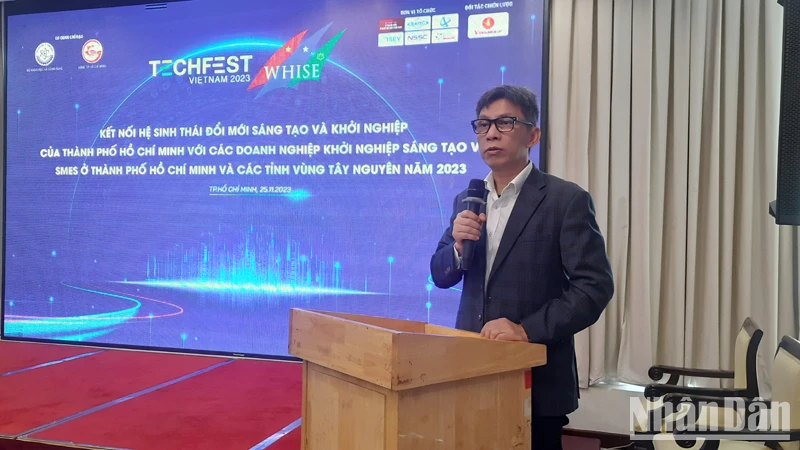 Giám đốc Sở Khoa học và Công nghệ Thành phố Hồ Chí Minh Nguyễn Việt Dũng phát biểu tại Hội nghị.