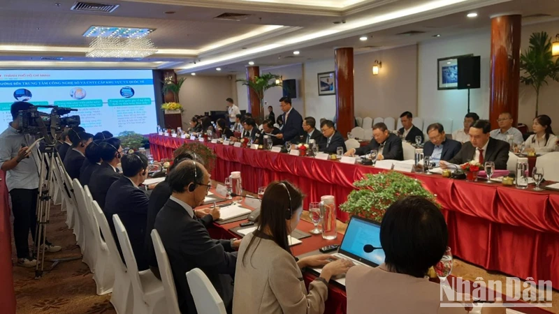 Quang cảnh Hội nghị bàn tròn giữa chính quyền Thành phố Hồ Chí Minh và Hiệp hội Doanh nghiệp Nhật Bản tại Thành phố Hồ Chí Minh.