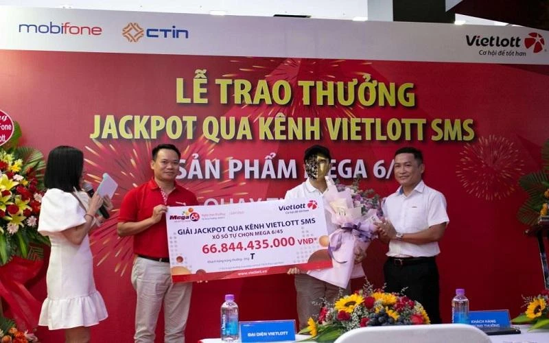 Thuê bao Mobifone đến từ Bình Định trúng Jackpot hơn 66,8 tỷ đồng qua Vietlott sms