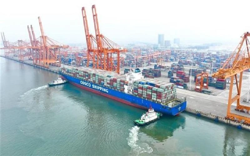 Cảng container Khâm Châu ở tỉnh Quảng Tây (Trung Quốc), ngày 2/3/2022. (Ảnh: THX/TTXVN)