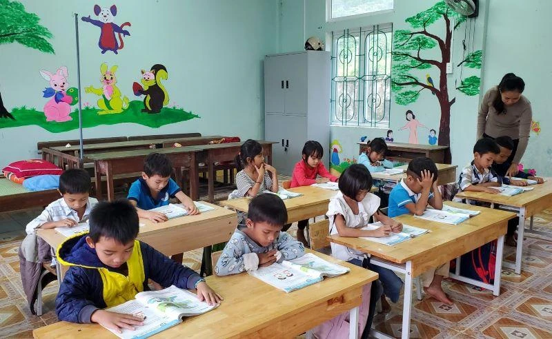 Việc miễn học phí trong năm học 2022-2023 của tỉnh Quảng Bình sẽ giúp cho học sinh giảm bớt khó khăn.