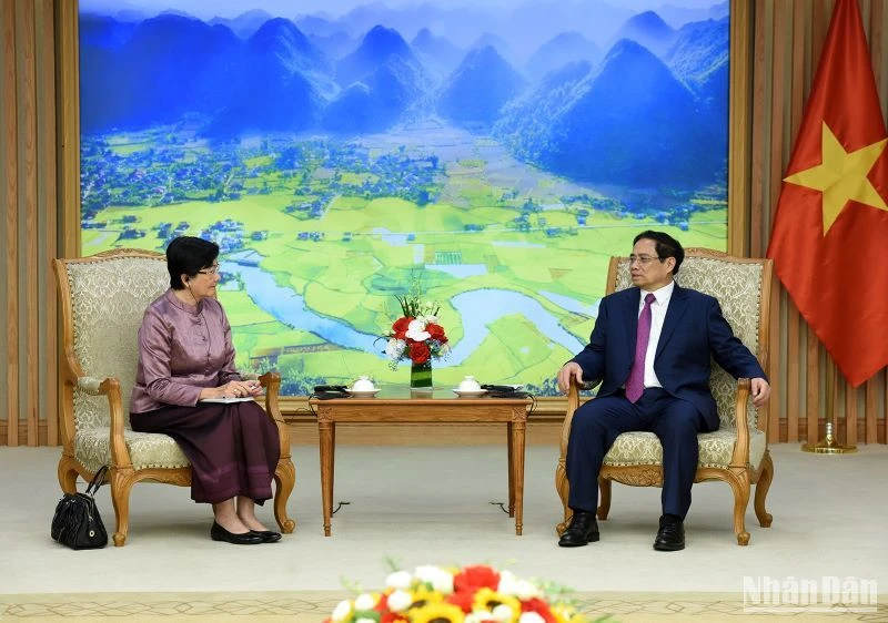 Thủ tướng Phạm Minh Chính tiếp bà Chea Kimtha, Đại sứ Vương quốc Campuchia tại Việt Nam.
