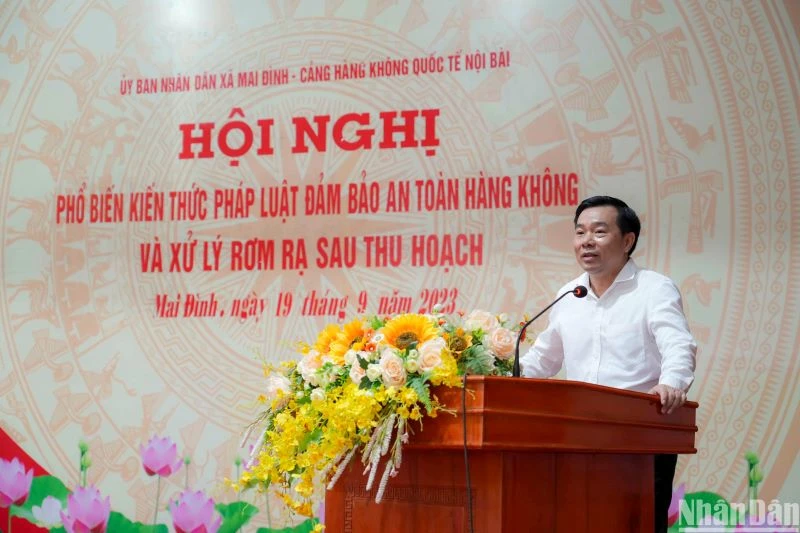 Ông Nguyễn Văn Khoa, Phó Chủ tịch Ủy ban nhân dân xã Mai Đình phát biểu khai mạc Hội nghị.