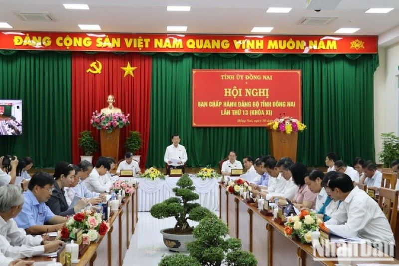 Quang cảnh hội nghị lần thứ 13 Ban Chấp hành Đảng bộ tỉnh Đồng Nai.