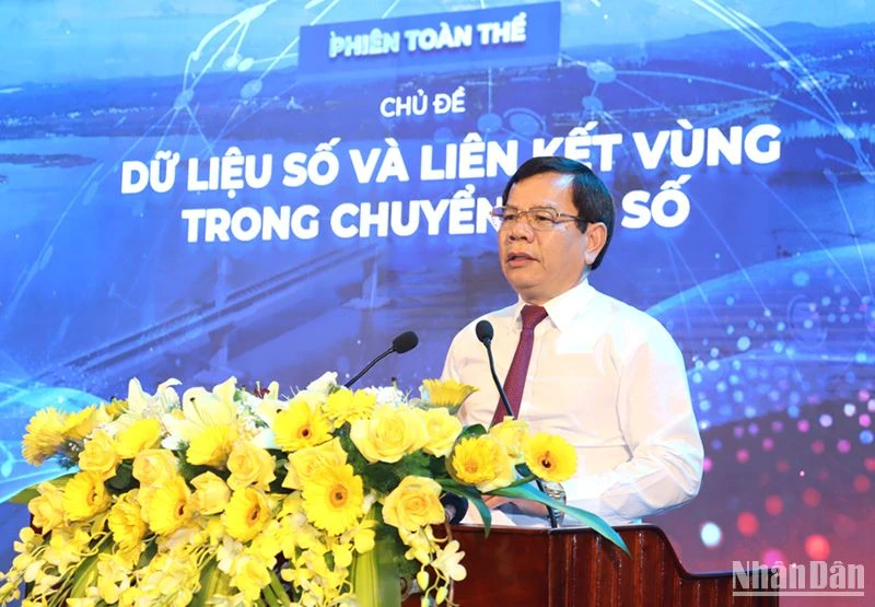 Chủ tịch Ủy ban nhân dân tỉnh Quảng Ngãi Đặng Văn Minh phát biểu khai mạc Tuần lễ Chuyển đổi số năm 2023.