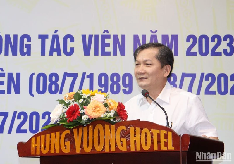 Tổng Biên tập Báo Quảng Ngãi Nguyễn Phú Đức phát biểu tại Hội nghị.