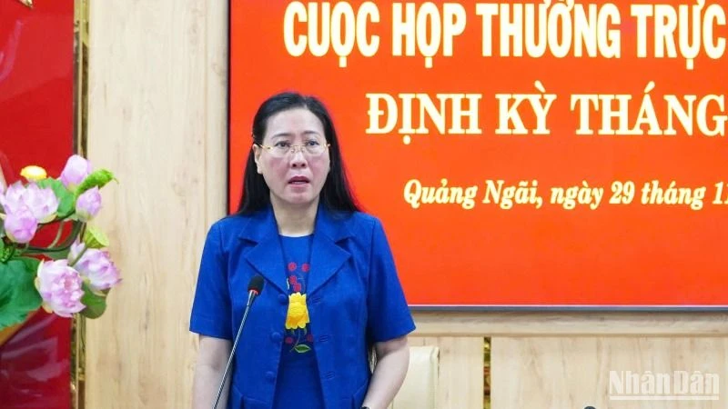 Bí thư Tỉnh ủy Quảng Ngãi Bùi Thị Quỳnh Vân, Trưởng Ban Chỉ đạo Tỉnh ủy về phòng, chống tham nhũng, tiêu cực phát biểu kết luận cuộc họp.