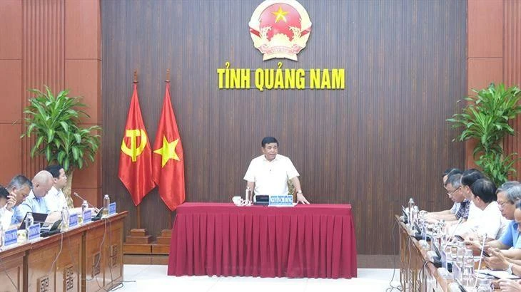 Bộ trưởng Kế hoạch và Đầu tư Nguyễn Chí Dũng phát biểu ý kiến tại buổi làm việc.