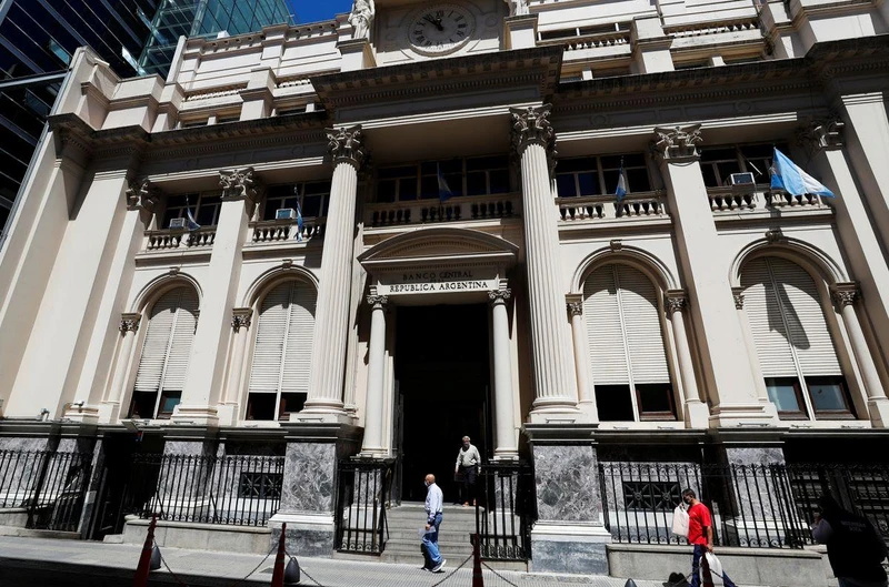 Ngân hàng Trung ương Argentina tại Buenos Aires. (Ảnh: Reuters)