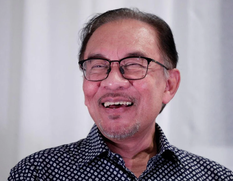 Ông Anwar Ibrahim trong cuộc phỏng vấn với Reuters tại Malaysia, ngày 4/11/2022. (Ảnh: Reuters)