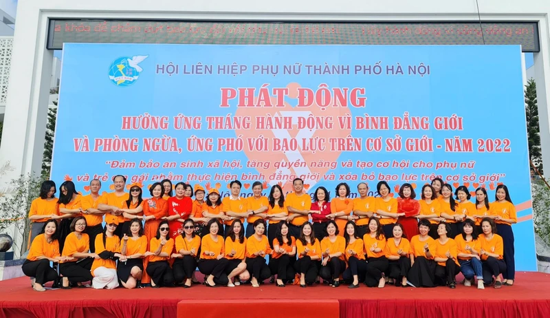 Các đại biểu hưởng ứng Tháng hành động vì bình đẳng giới và phòng ngừa, ứng phó với bạo lực trên cơ sở giới năm 2022.