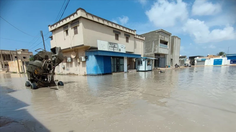 Mưa lớn gây lũ lụt ở Libya. (Ảnh: aa.com.tr)