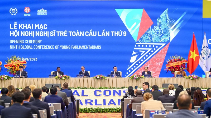 Phiên khai mạc Hội nghị Nghị sĩ trẻ toàn cầu lần thứ 9 tại Hà Nội. (Ảnh: DUY LINH)