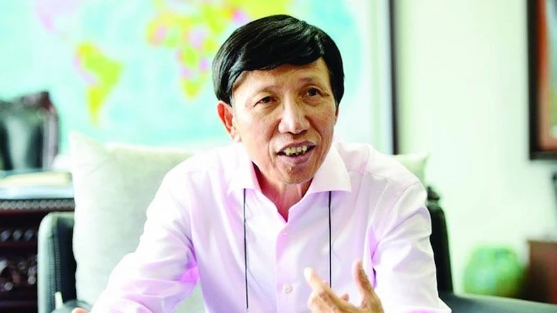 Tiến sĩ Phan Hữu Thắng.