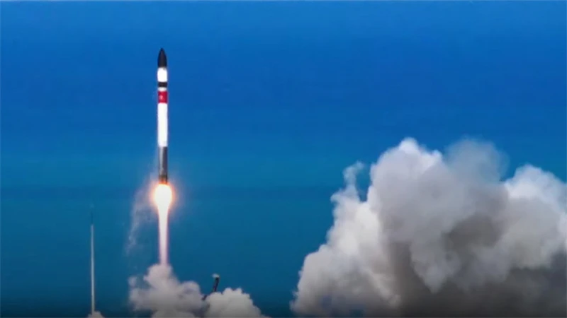 NEONSAT-1 được phóng lên từ sân bay vũ trụ của Công ty Rocket Lab ở Mahia (New Zealand). (Ảnh: Rocket Lab)
