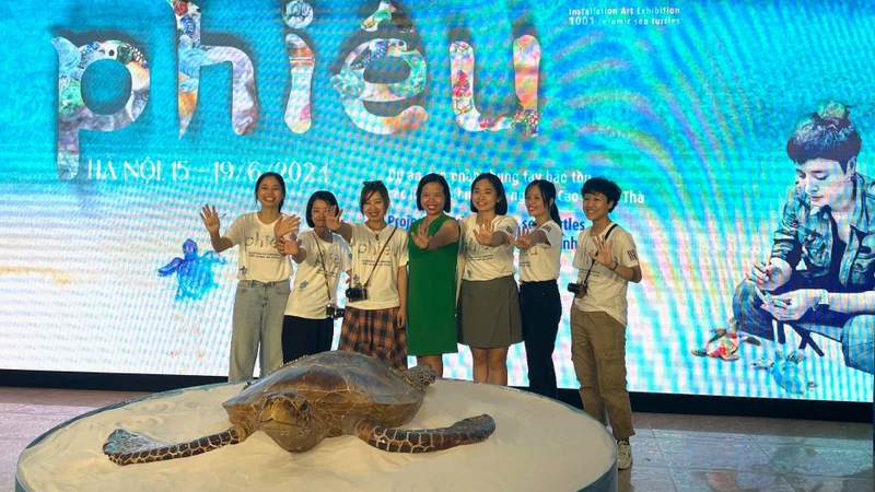 Khai mạc triển lãm Phiêu cùng rùa biển