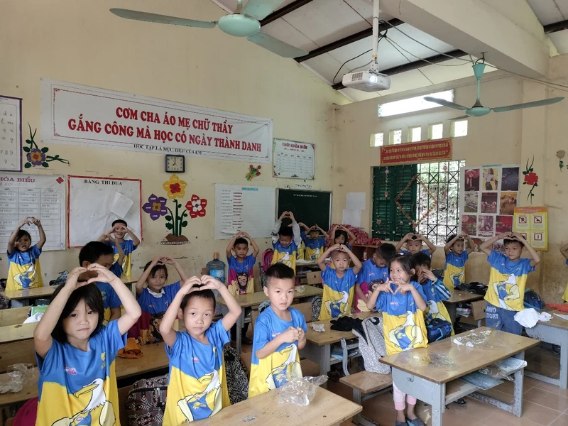 Năm học mới này, ngôi trường nhỏ Bắc Phong đón hơn 200 em học sinh nội trú.