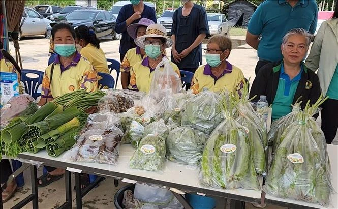 Dự án hợp tác nông nghiệp Làng Gajanurak giúp nông dân Thái Lan thoát nghèo.