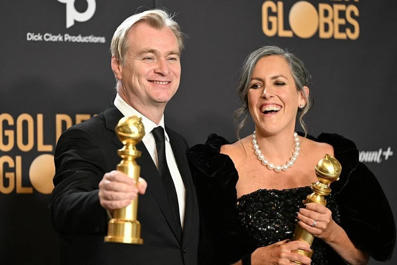 Đạo diễn Christopher Nolan và vợ - Nhà sản xuất Phim Emma Thomas tại Oscar 2024. Ảnh: AFP
