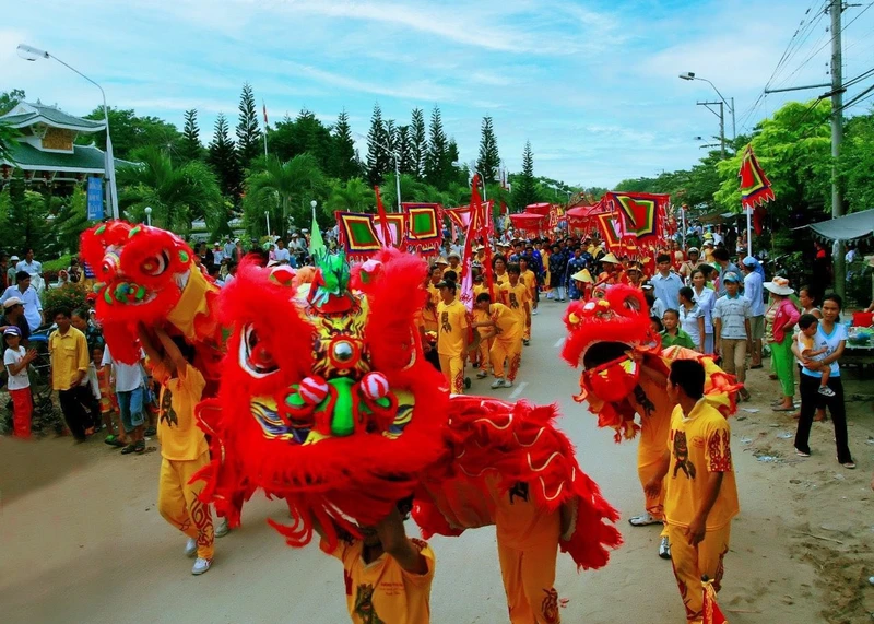 Lễ hội Vía Bà Chúa Xứ Núi Sam, tỉnh An Giang, là di sản thứ 16 của Việt Nam được UNESCO ghi danh vào Danh sách Di sản văn hóa phi vật thể đại diện của nhân loại, ngày 4/12. Nguồn: Cục DSVH