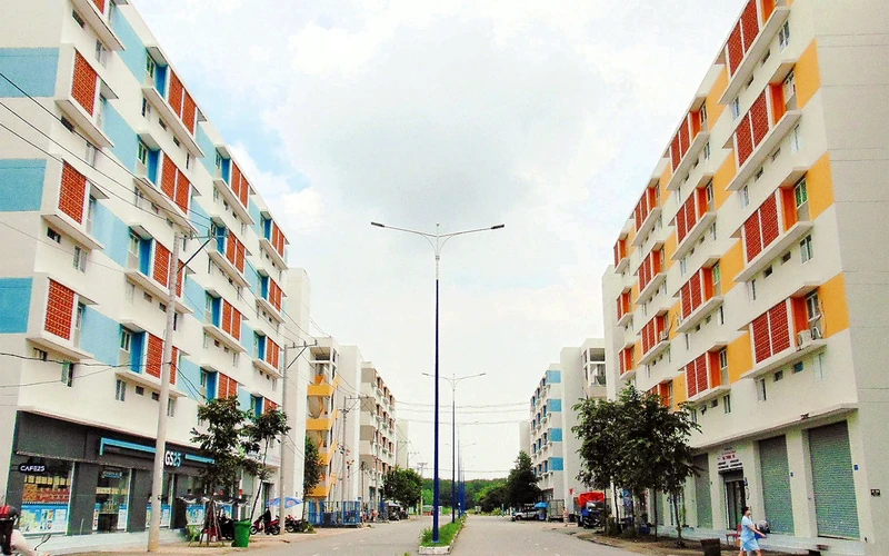 Khu nhà ở xã hội Becamex Ðịnh Hòa, thành phố Thủ Dầu Một, tỉnh Bình Dương do Tổng công ty Becamex IDC đầu tư.