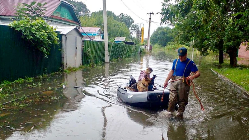 Bão gây ngập lụt tại vùng Viễn Ðông của Nga. (Ảnh Bộ Tình trạng khẩn cấp của Nga)