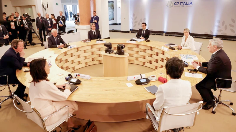 Các quan chức ngoại giao G7 và EU thảo luận về căng thẳng ở Trung Ðông. (Ảnh REUTERS)
