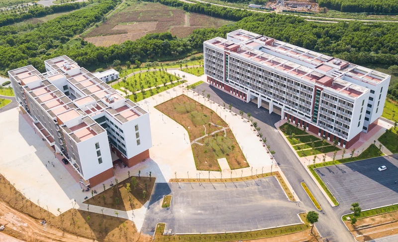 Đại học Quốc gia Hà Nội (cơ sở tại Hòa Lạc)