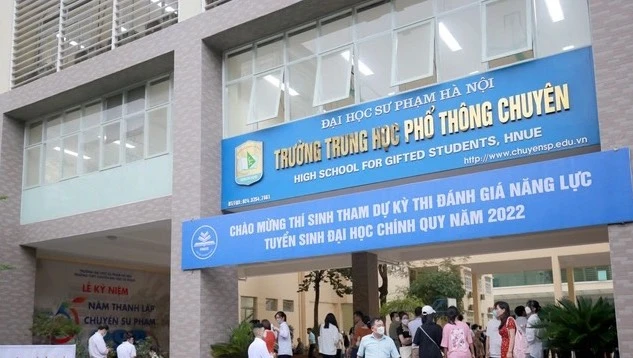 Chỉ tiêu, lịch thi vào lớp 10 Trường chuyên đại học Sư phạm Hà Nội 