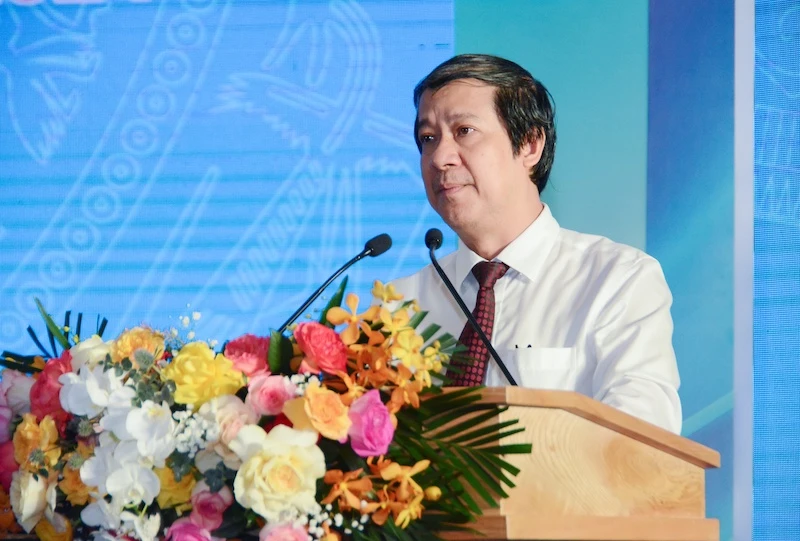 Bộ trưởng Giáo dục và Đào tạo Nguyễn Kim Sơn phát biểu tại Hội nghị tổng kết năm học của Hà Nội, ngày 16/8