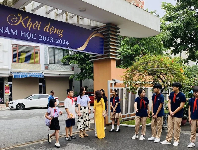 Trường THCS Chu Văn An (Long Biên) chuẩn bị cho năm học mới (Ảnh: Trường Chu Văn An, Long Biên)