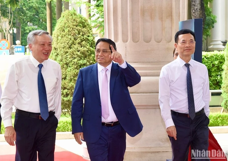Thủ tướng Phạm Minh Chính đến dự Hội nghị giới thiệu mô hình chuyển đổi số thành công cấp bộ, ngành. 