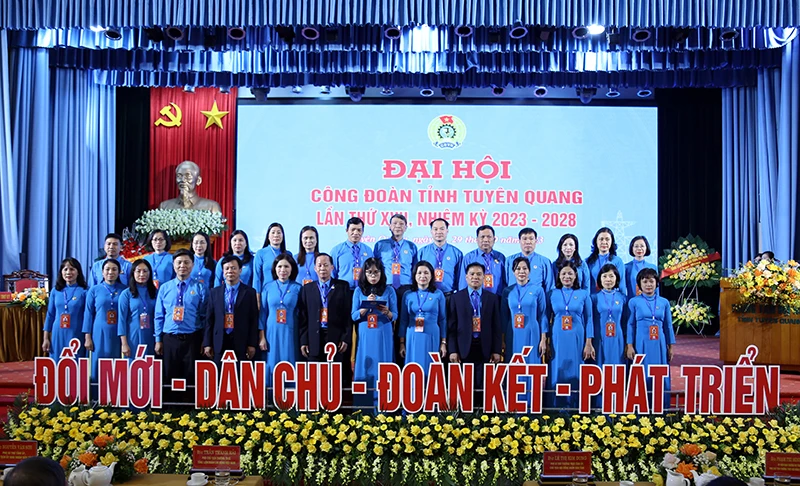 Ban Chấp hành Liên đoàn lao động tỉnh Tuyên Quang khóa 17, nhiệm kỳ 2023-2028.