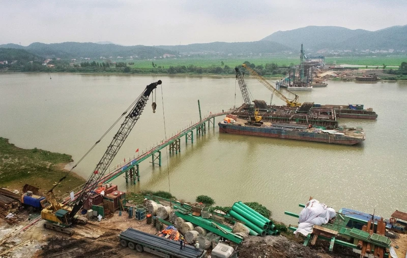 Xây dựng cầu Đồng Việt kết nối hai tỉnh Hải Dương, Bắc Giang.